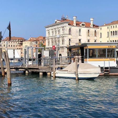 San Stae Charming Apartment Gran Canal Venise Extérieur photo