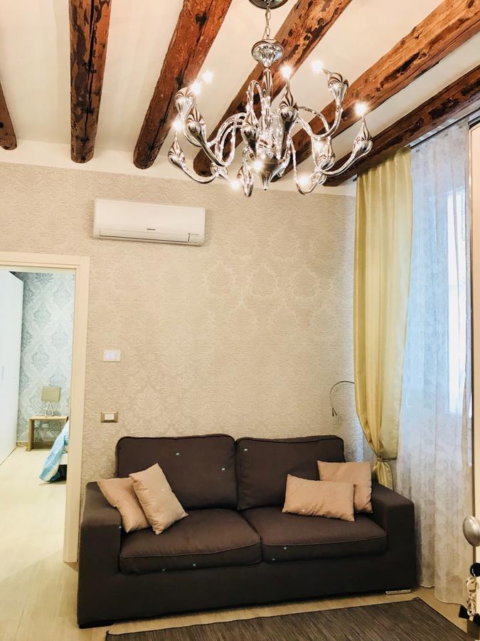 San Stae Charming Apartment Gran Canal Venise Extérieur photo